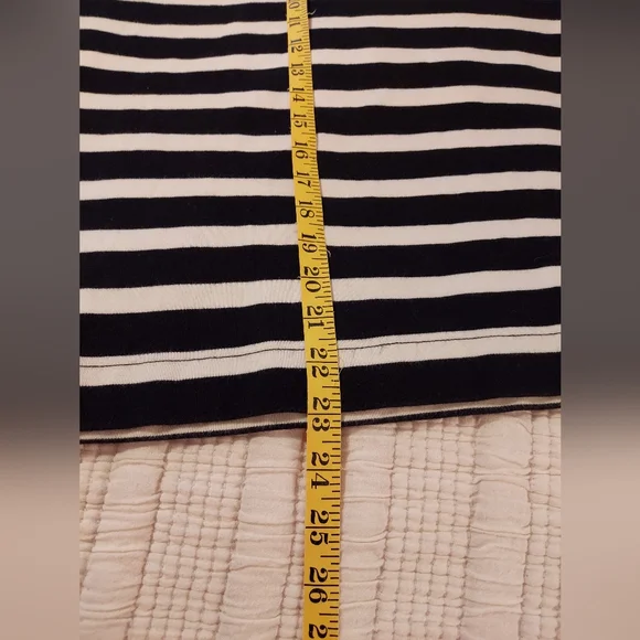 J. Crew Striped Long Sleeve Top in Black and White With Zipper Details - Picture 6 of 7